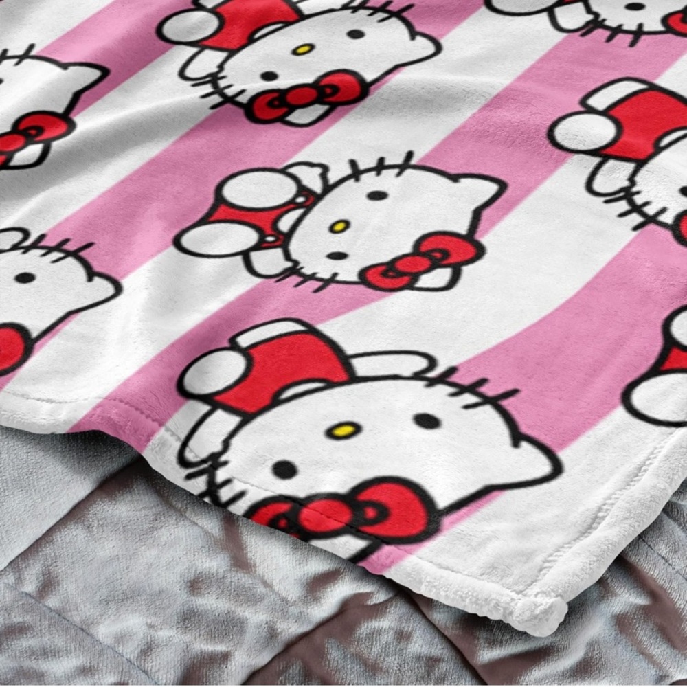 Hello kitty throw blanket - Picture 2 of 5